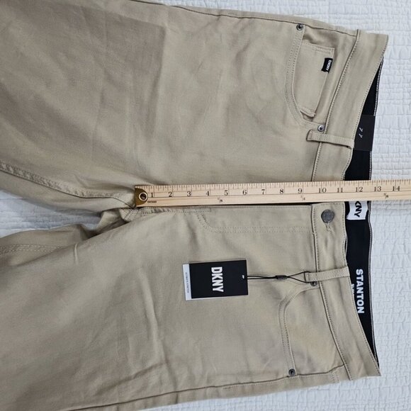 NEW DKNY Stanton Jeans Men's 38x30 Tan Ultimate Stretch Denim Slim Tapered NWT - Picture 5 of 16